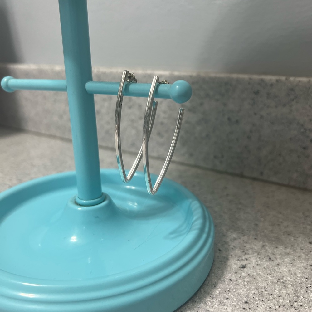 Silver V earrings